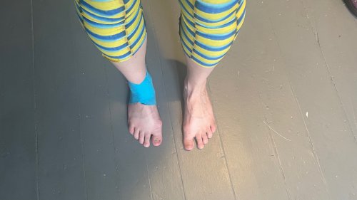 Spandits and kinesio tape